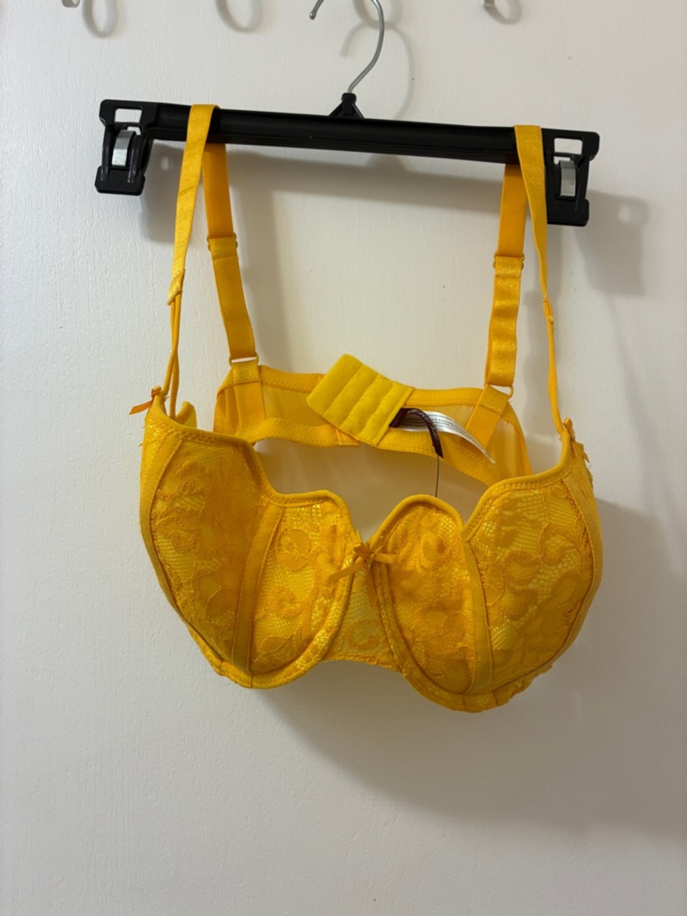 Adore Me Bra 34DD Gold With Lace Padded Push Up Cup Underwire Adjustable Strap